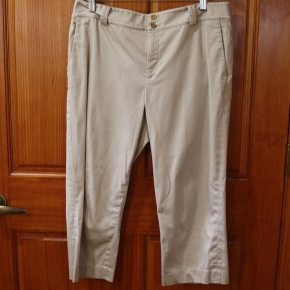 Chaps Khaki Capri Pants 12 - Picture 2 of 12